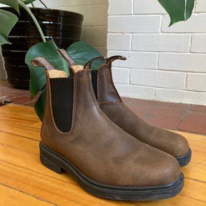 Brown Blundstones